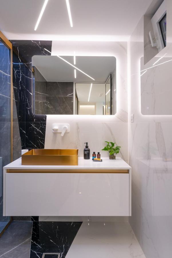 H Experience Spectacular Rooftop Loft Candia Esterno foto